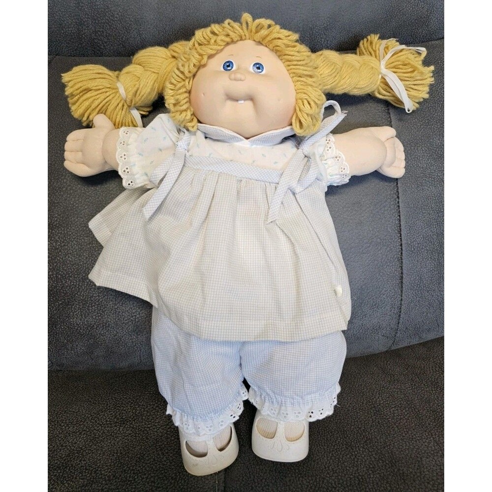 Vtg 1983 Signed  Cabbage Patch Kid 17" Blonde Blue Eye Single Tooth Pigtails